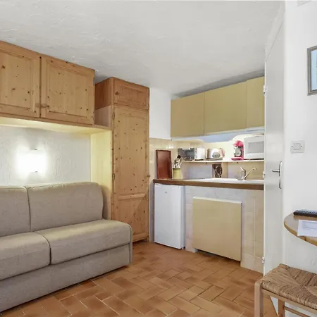 Les Cyclamens- Les Ecureuils * Saint-Raphaël