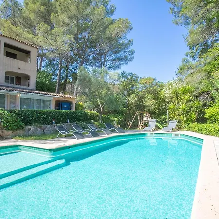 Les Cyclamens- Les Ecureuils * Saint-Raphaël